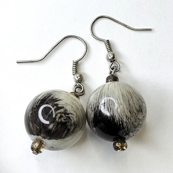 Black and White Large Ball Beads Collar Bib Necklace With Earrings - Picture 6 of 10